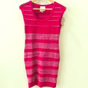 Hot pink body con dress 💓